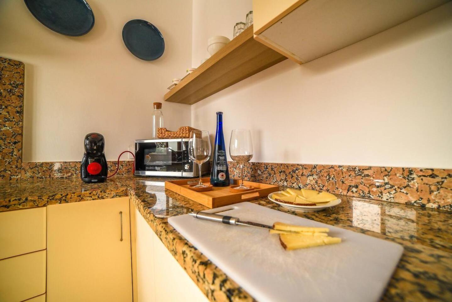 Agradable Y Familiar Con Piscina Casa Inima Villa ปลายาบลังกา ภายนอก รูปภาพ