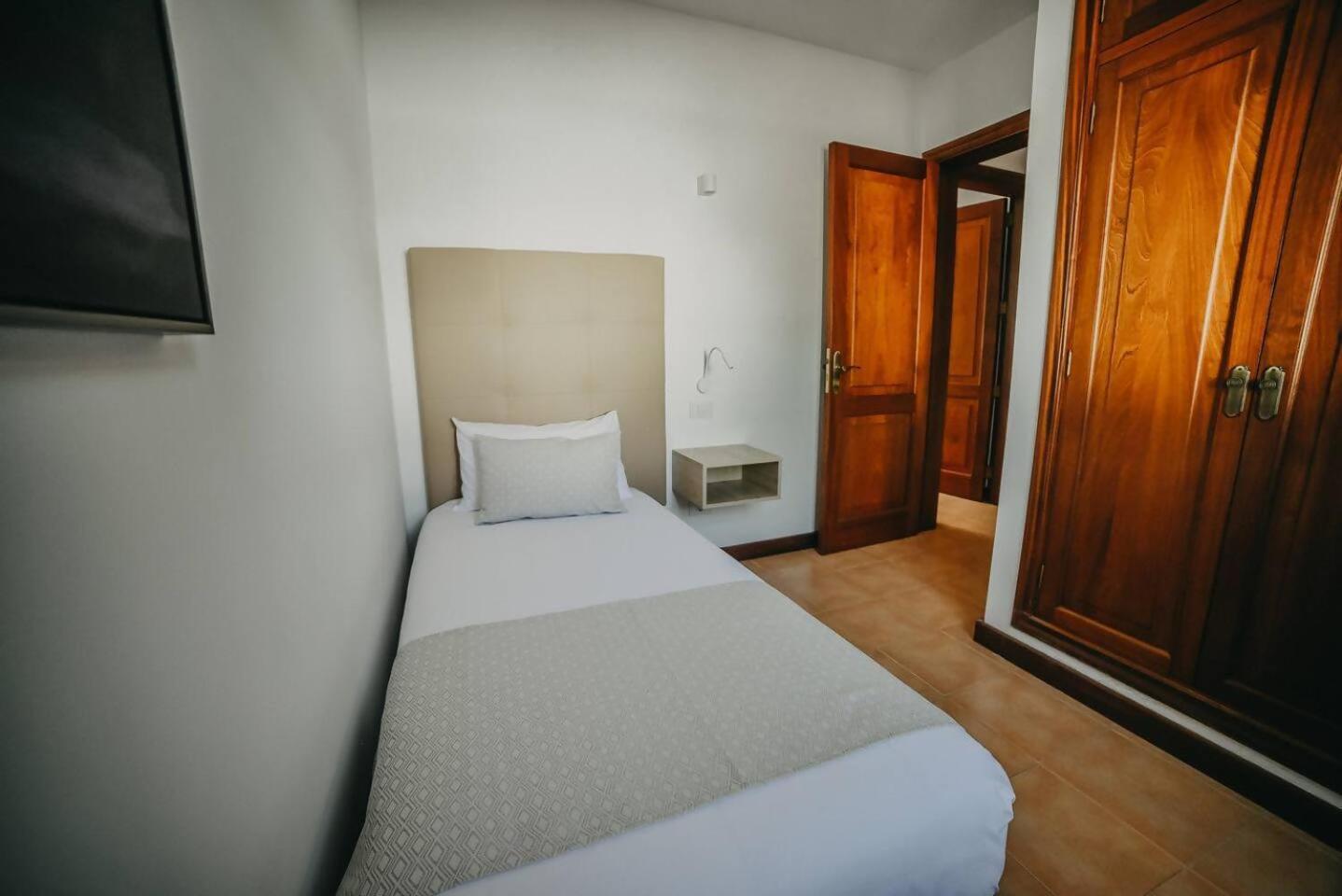Agradable Y Familiar Con Piscina Casa Inima Villa ปลายาบลังกา ภายนอก รูปภาพ
