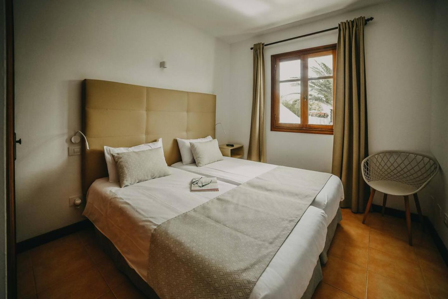 Agradable Y Familiar Con Piscina Casa Inima Villa ปลายาบลังกา ภายนอก รูปภาพ