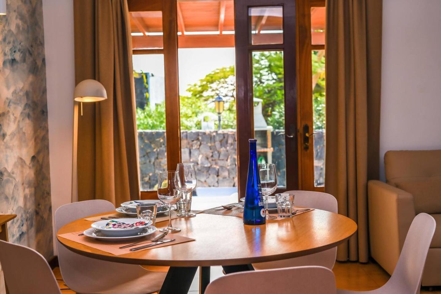 Agradable Y Familiar Con Piscina Casa Inima Villa ปลายาบลังกา ภายนอก รูปภาพ